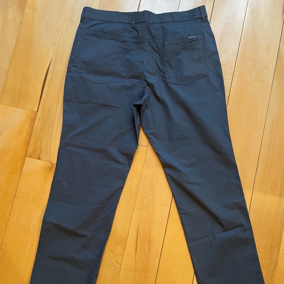Columbia Men’s casual pant - Picture 6 of 6